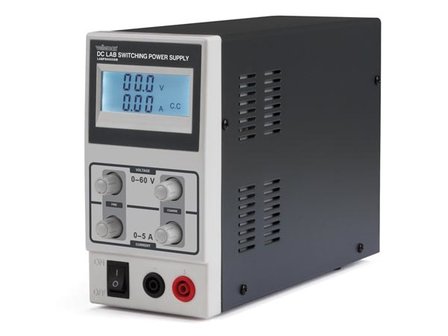 SCHAKELENDE-DC-LABO-VOEDING-0-60-VDC-/-0-5-A-MAX-MET-LED-SCHERM-(LABPS6005SM)