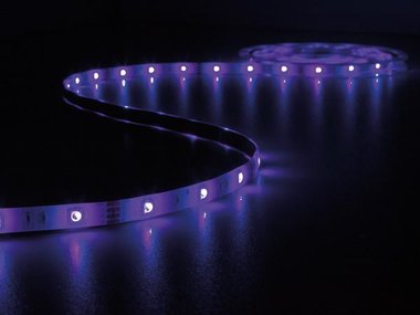 KIT MET MUZIEKGESTUURDE LED-STRIP, CONTROLLER EN VOEDING - RGB - 150 LEDs - 5 m - 12 VDC (LEDS11SRGB)