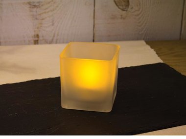 Real candlelight LED - square model - 7.5 cm - batteries not provided (RCL-LED-005-UW)